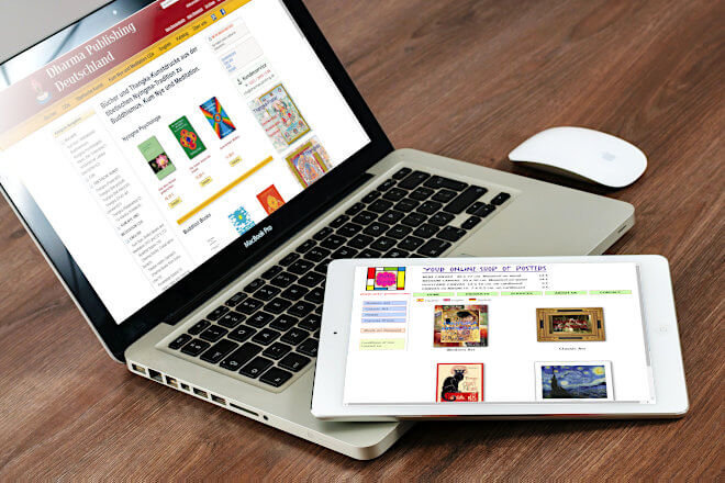 Foto eines Laptop-Monitors mit Magento eCommerce von Dharmapublishing Deutschland Shop
